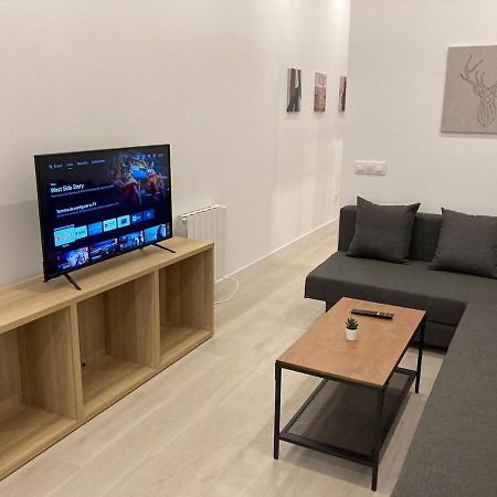 Matadero Apartments 2 มาดริด ภายนอก รูปภาพ